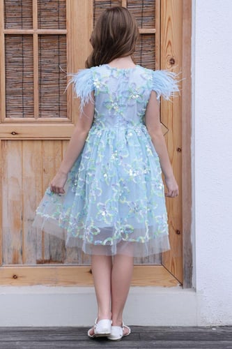 فستان بناتي