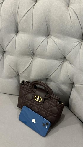 ميني ديور بني