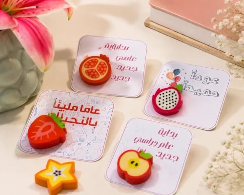 بطاقة تهنئة + مساحة بشكل فاكهة