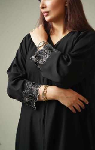 عباية كتف قماش صالونة