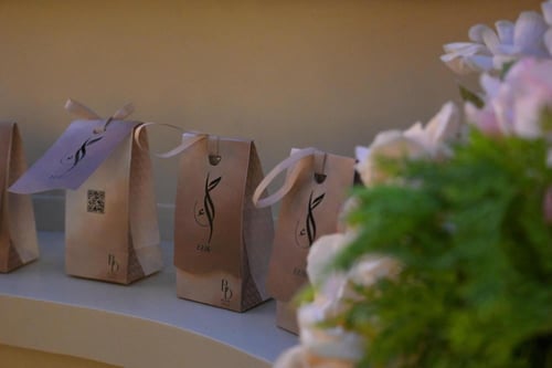 توزيعات وهدايا