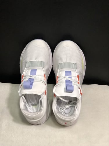 Cloudnova 'White Glacier'