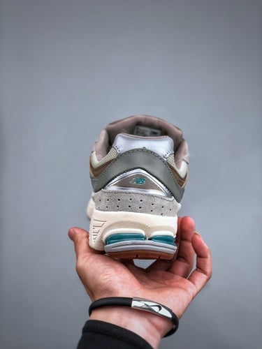 New Balance atmos x 2002R 'Oasis'