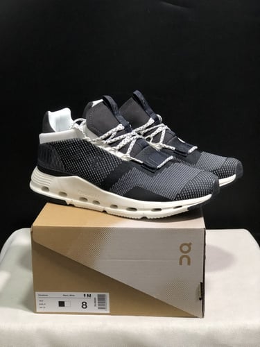 ON RUNING CLOUD NOVA "Black white"