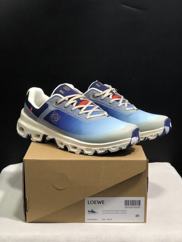 LOEWE X ON CLOUDTILT "GRADIENT BLUE"