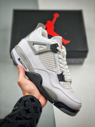 Air Jordan 4 Retro "White Cement"