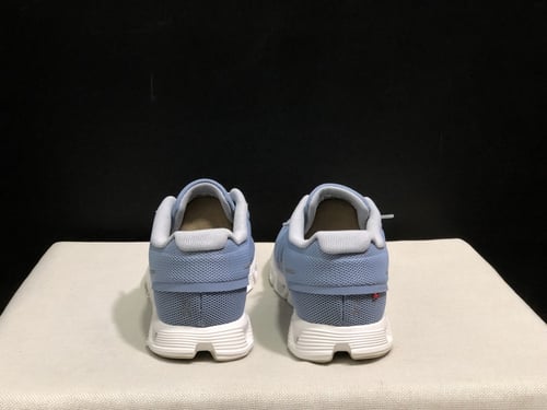 'On Runing Cloud 5 'Mens Chambray/White