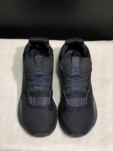 Cloudnova 'Black Eclipse'