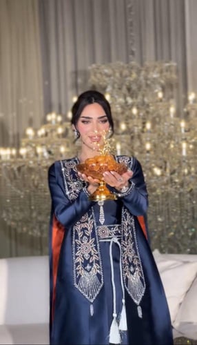 جلايبه 76جلابية سهره ميكادوتطريز وشك يدوي فاخر