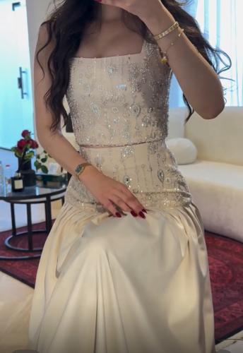 فستان