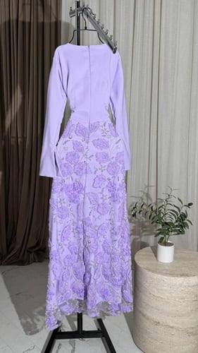 فستان 85باربي ورود تطريز ساتر وانيق وفخم