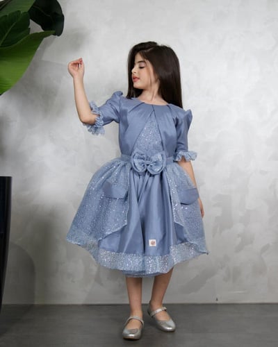 فستان فخم لامع