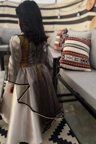 فستان يوم التأسيس