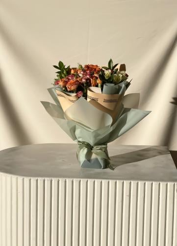 أنغام الورد البرتقالي