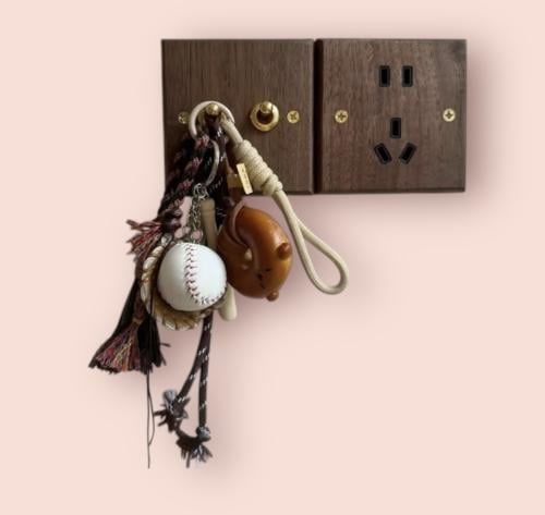 تعلقية شنط ( بيسبول )