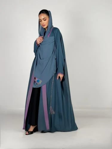 عباية Bloom