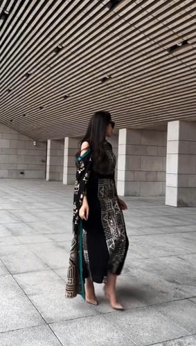 فستان الظبي