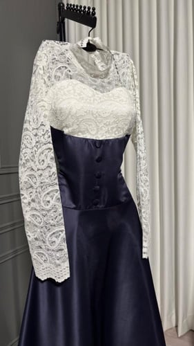 فستان فاليريا