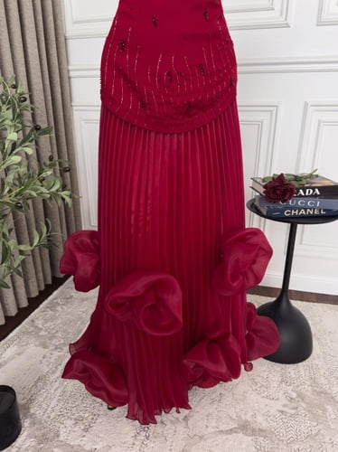 فستان أشواق