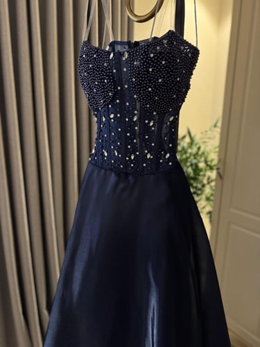 فستان الميث