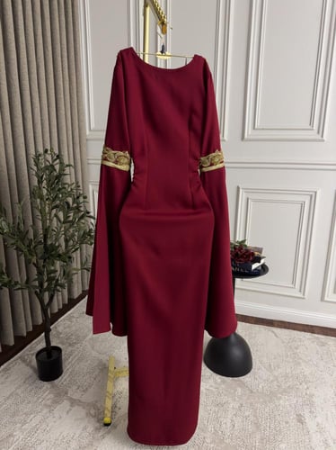 فستان الجادل