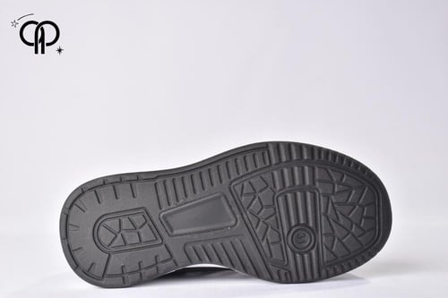 حذاء رجالي نايك ترافيس اسود a Jordan 1 Retro Low O...