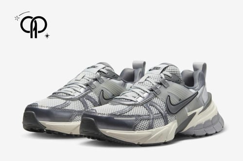 حذاء رجالي نايك رمادي a Nike V2K Run Women's shoe...