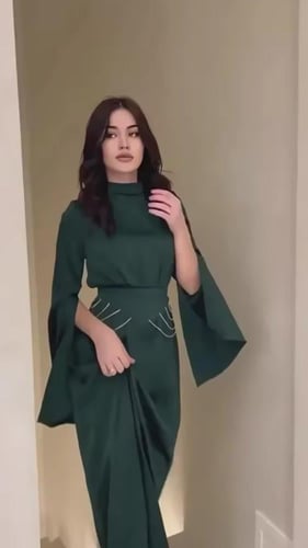 فستان الأناقة الملكية