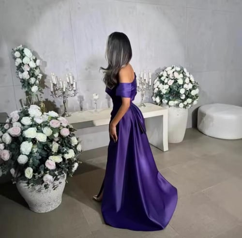 فستان سهرة أوف شولدر مع ذيل ناعم