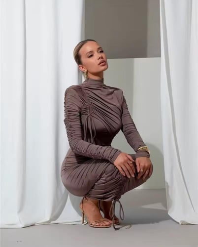 فستان مكشكش انثوي