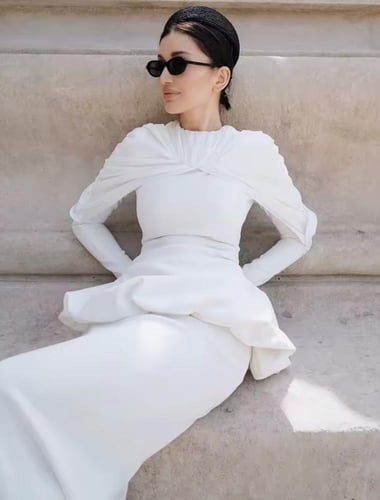 فستان بطيات كتف انيقه مكون من قطعتين