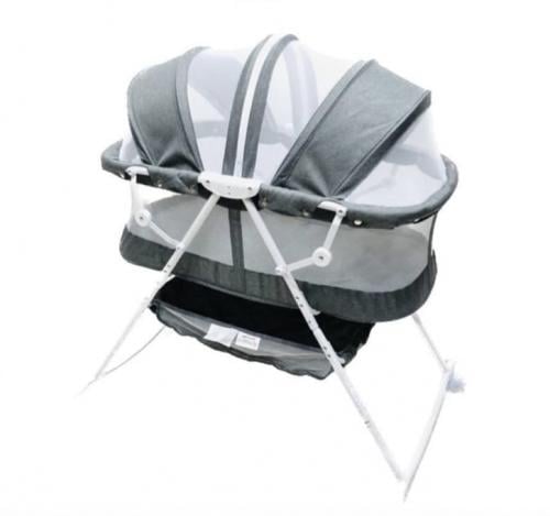 سرير أطفال هزاز