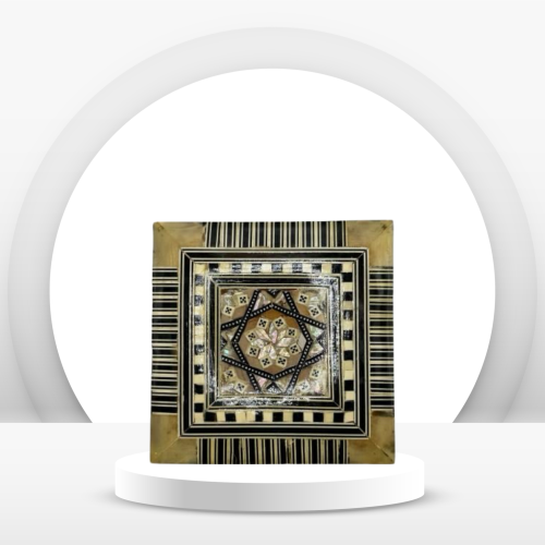 صندوق اندلسي من الخشب مرصع بالاصداف البحريه