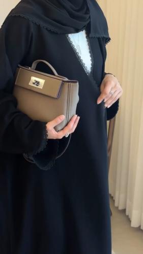 عباية رقم 212+طرحة