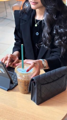 عباية قوت B8