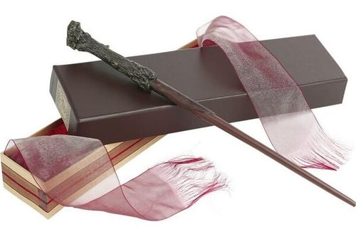 Harry potter's Wand with Ollivanders Wand Box‏