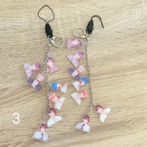 تعليقة بي تي اس طويلة - BTS keychain