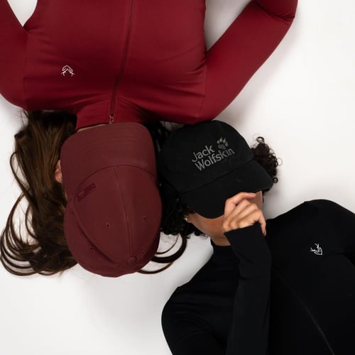 جاكيت بتصميم عازل (عودي)