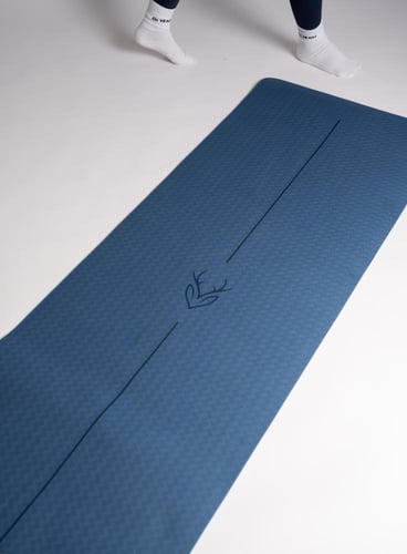 حصيرة يوغا مزدوجة اللون (ازرق - سماوي)