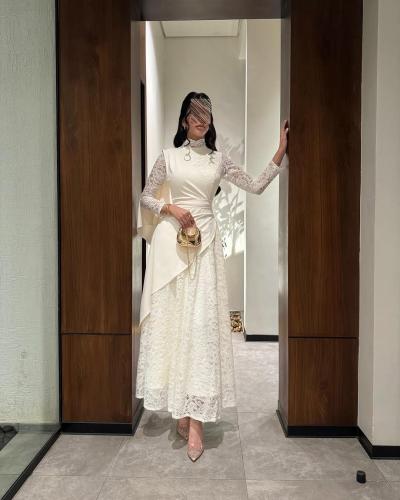 فستان مزين بالدانتيل قماش باربي