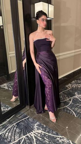 فستان ارجواني طويل