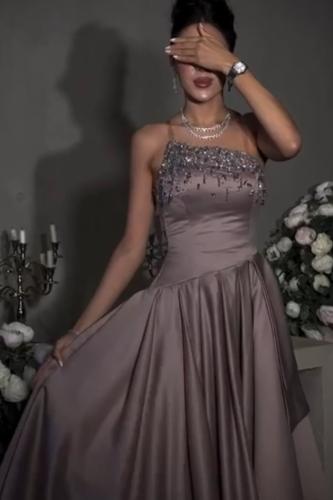 فستان سهرة مُلفت تطريز فخم