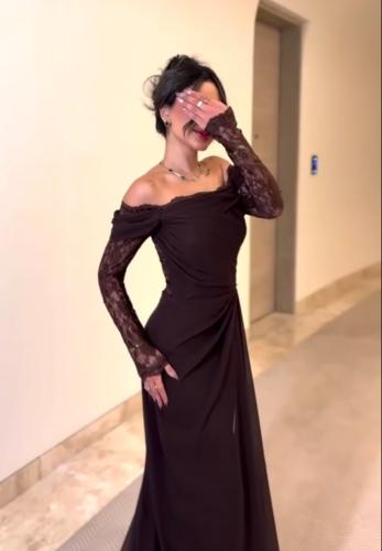 فستان راقي دانتيل باللون البني