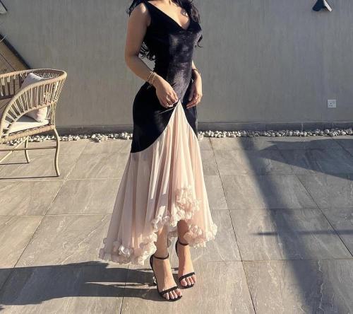 فستان ناعم طويل