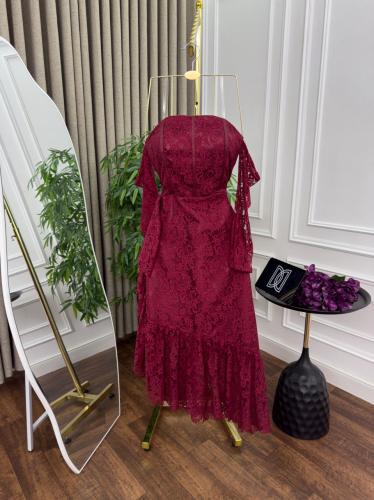 فستان دانتيل جذاب