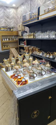 بكج النحاس الملكي 24 قطعه