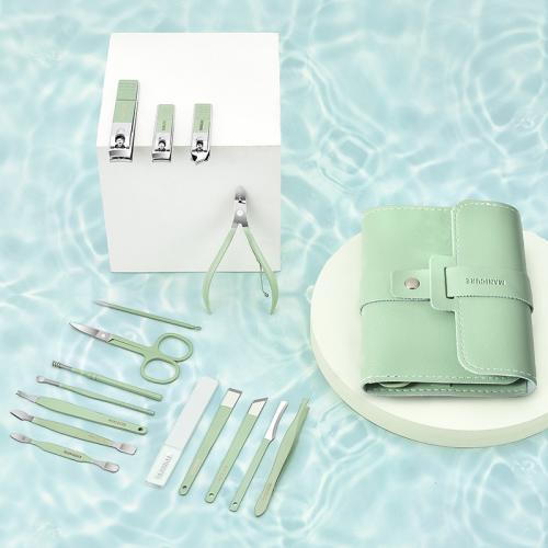 أدوات العناية بالأظافر ( 8 الوان و اشكال مختلفة )