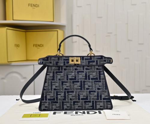 شنطة فندي ماستر