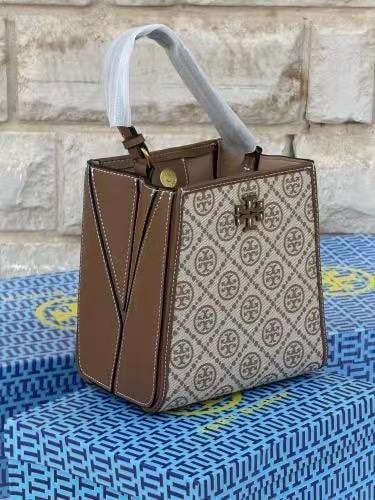 شنطة توري بورش