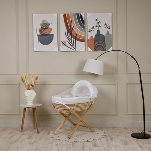 سلة قش بقماش حبوب الرمان